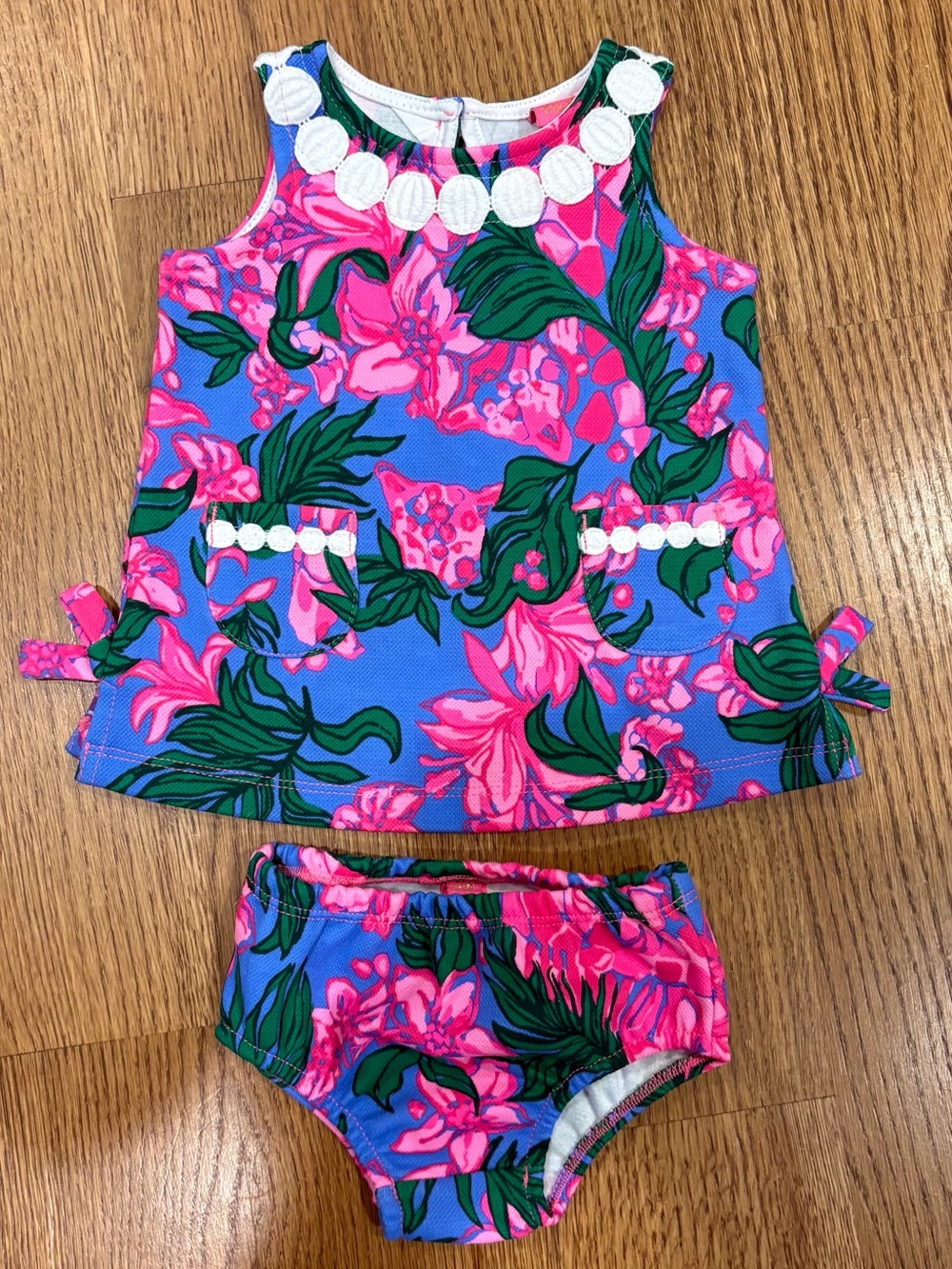 Lilly Pulitzer Baby Lilly Knit Shift Safari Sunset 3-6 Mo. Worn for photo shoot